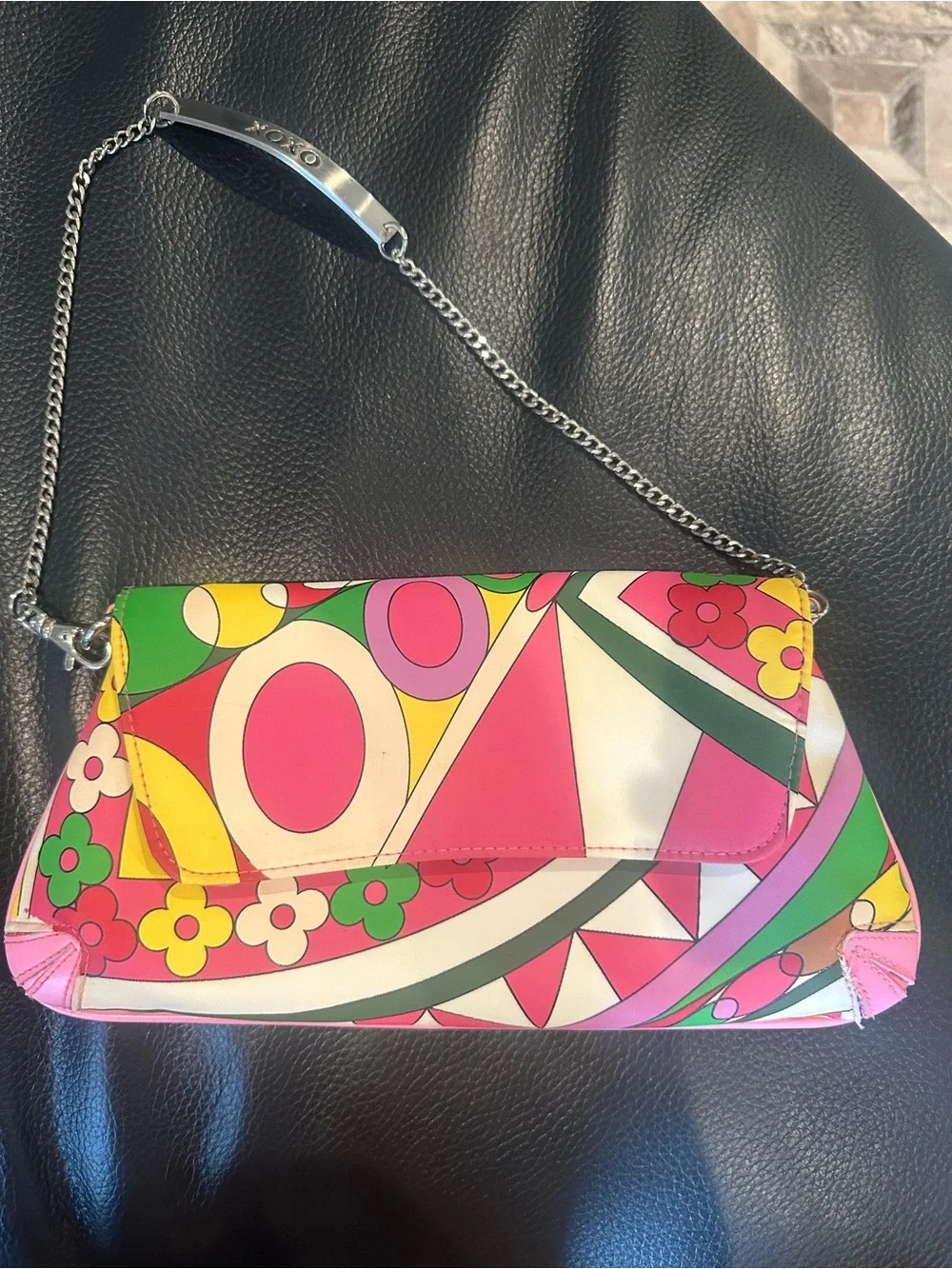 Vintage XOXO Colorful Graphic Floral Shoulder Bag – Pink Multi